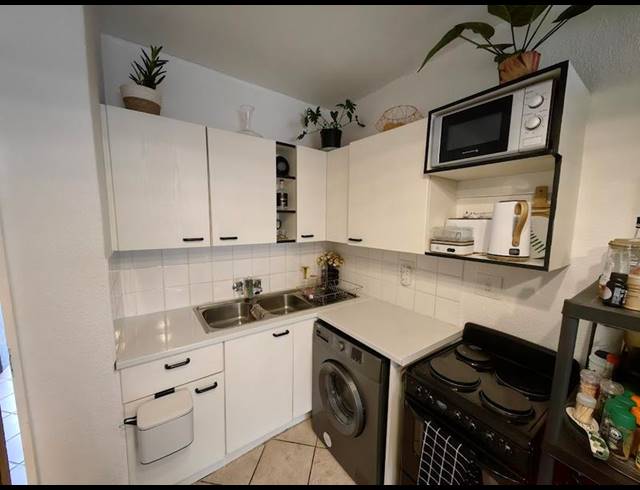 3 BEDROOM APARTMENT FOR SALE IN WESTDENE